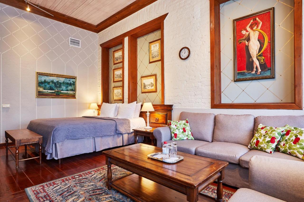 Suite with River View